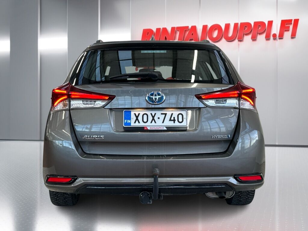 Toyota Auris 2018 Harmaa