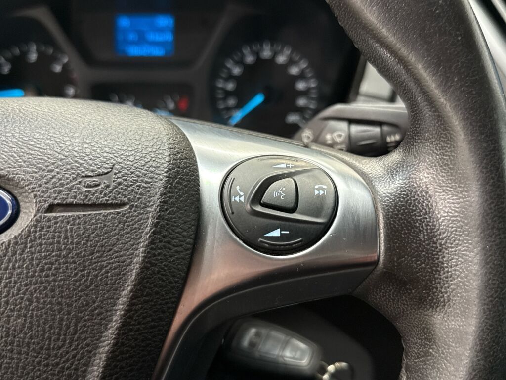 Ford Transit 2019 Valkoinen