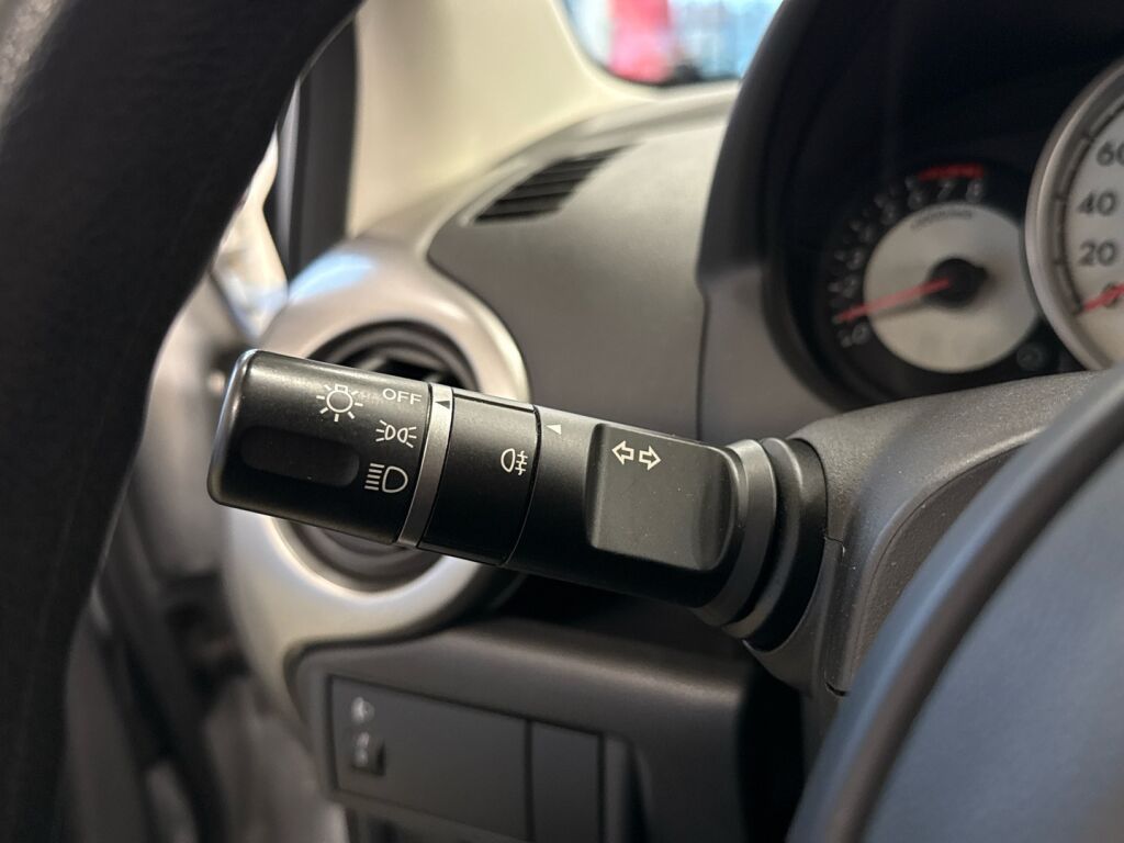 Mazda Mazda2 2009 Harmaa