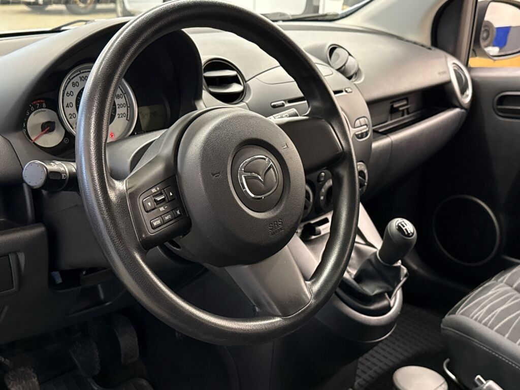 Mazda Mazda2 2009 Harmaa
