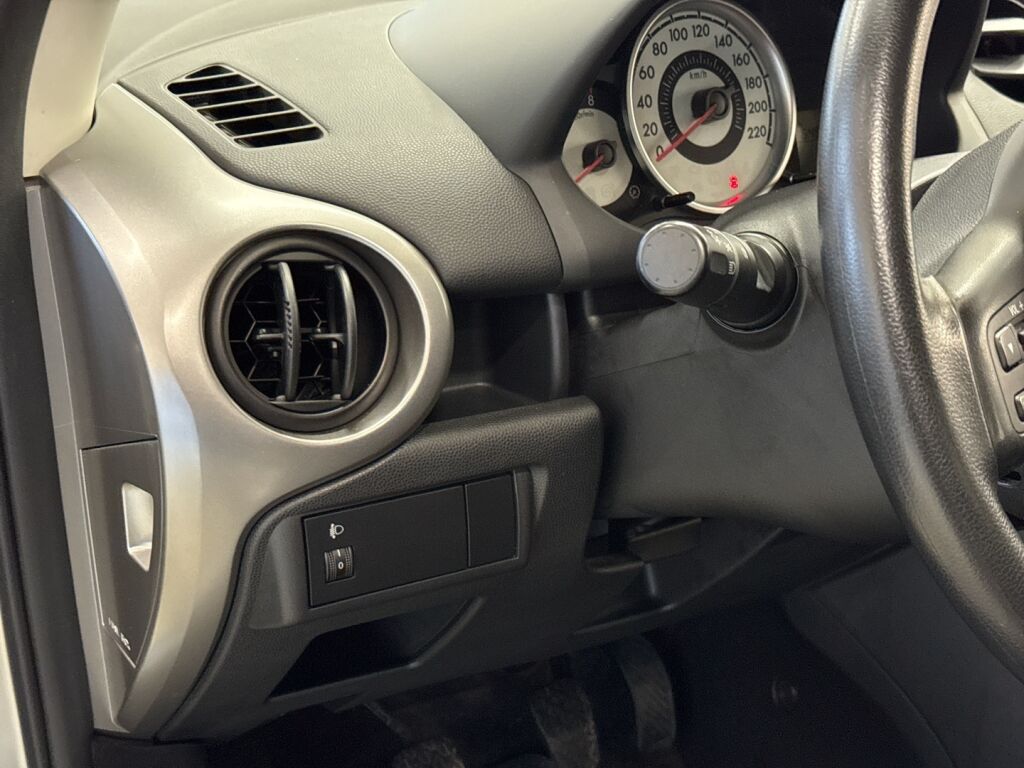 Mazda Mazda2 2009 Harmaa