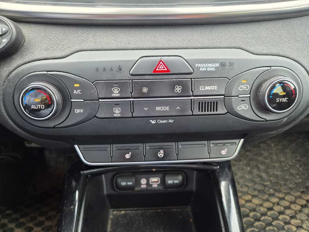 Kia Sorento 2015 Valkoinen