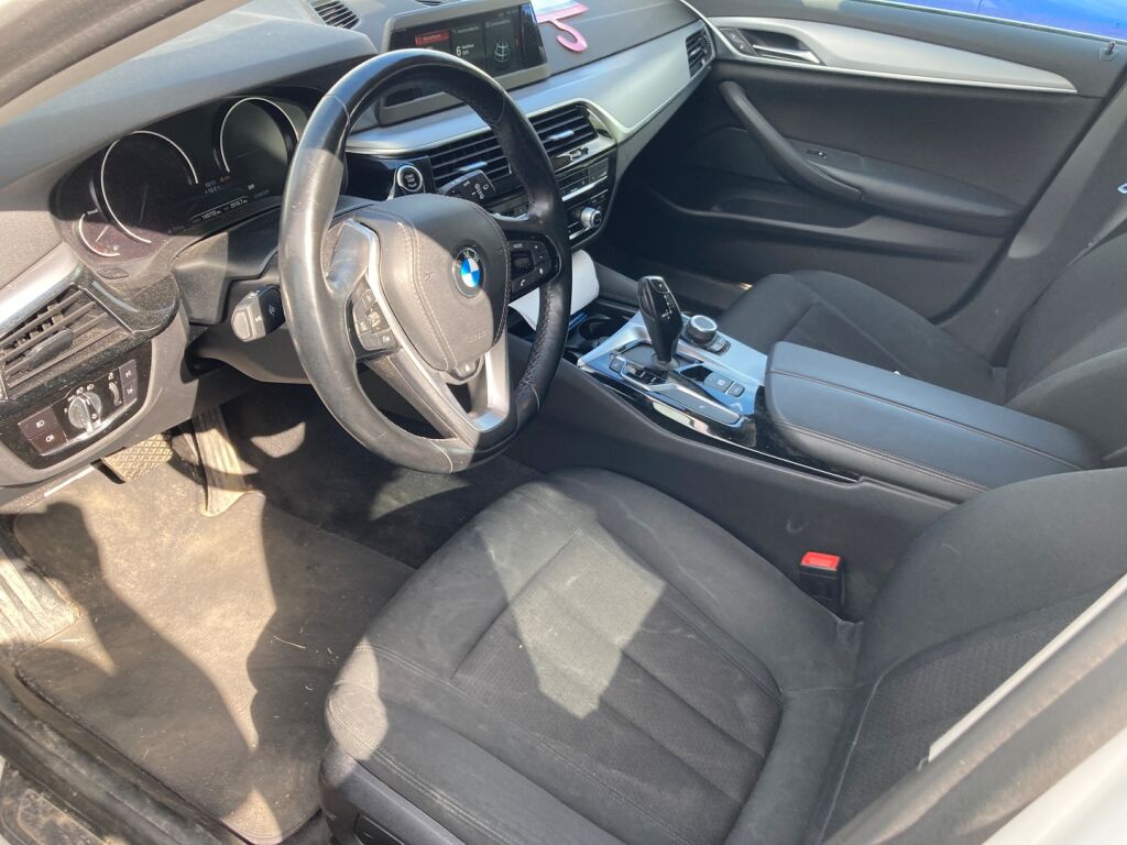BMW 520 2018 Valkoinen