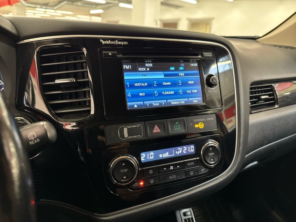 Mitsubishi Outlander 2016 Valkoinen