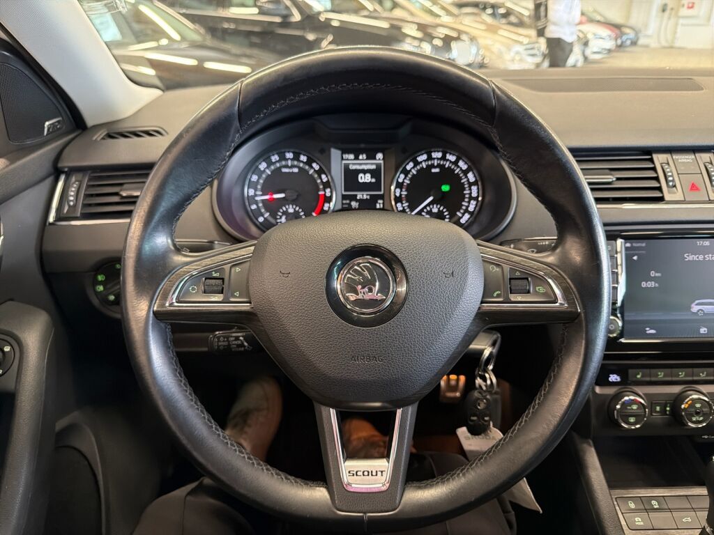 Skoda Octavia 2015 Valkoinen