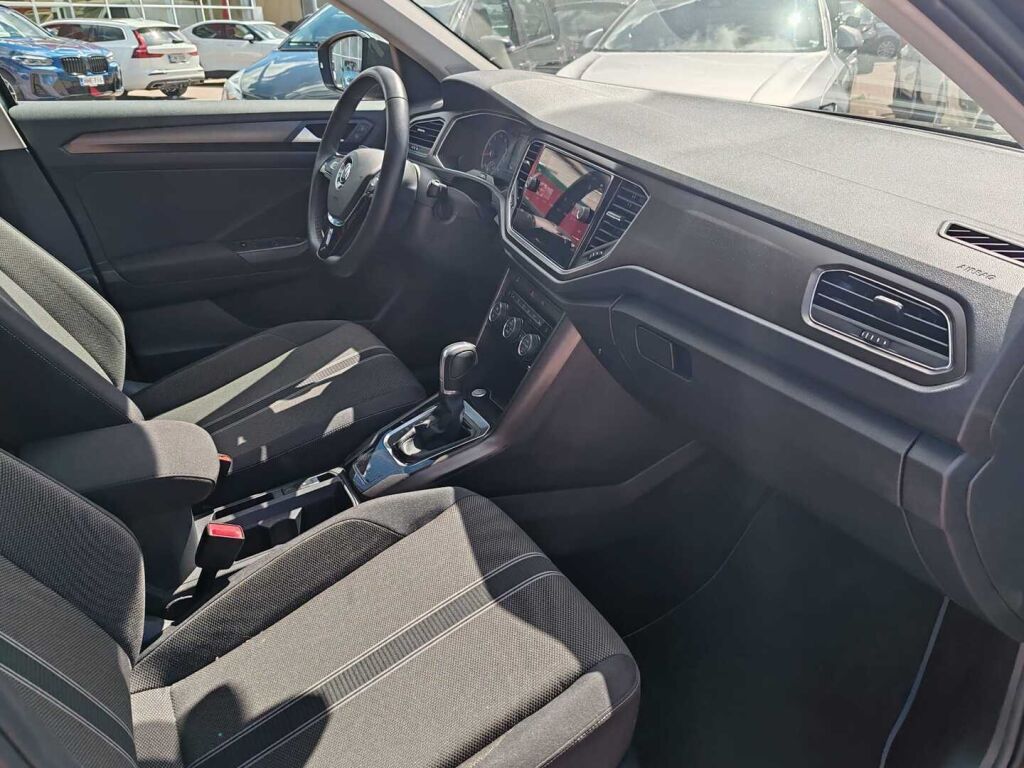 Volkswagen T-Roc 2018 Harmaa