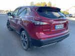 Nissan Qashqai 2020 Punainen