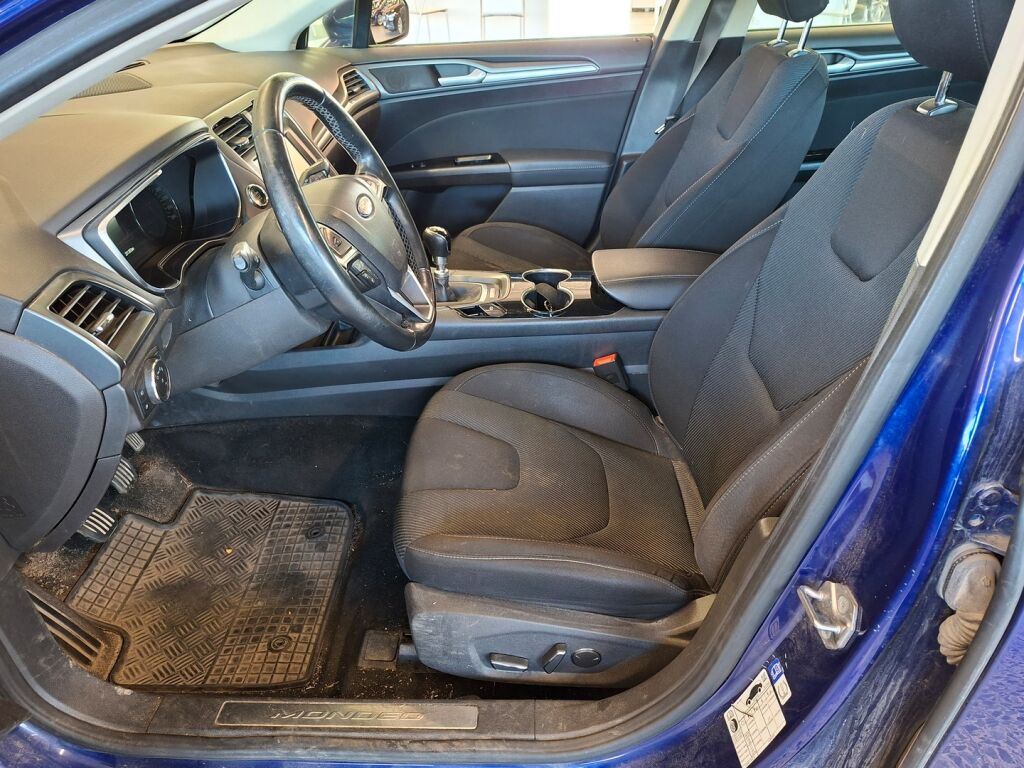 Ford Mondeo 2015 Sininen