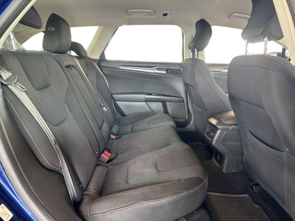 Ford Mondeo 2015 Sininen