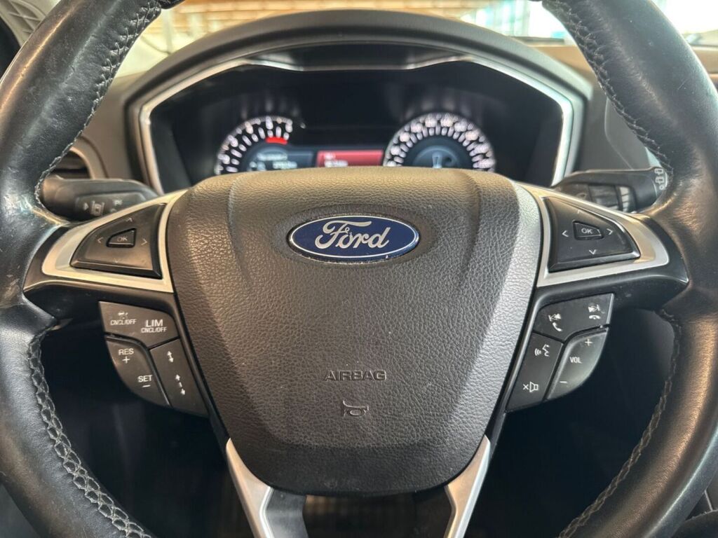 Ford Mondeo 2015 Sininen