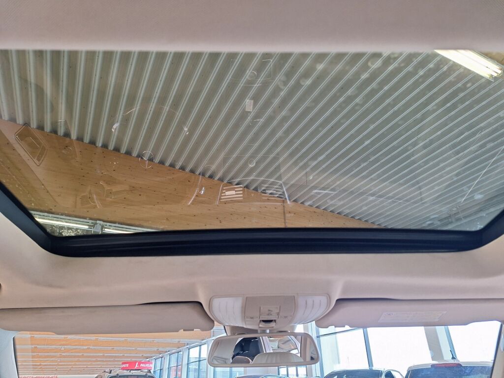 Mercedes-Benz E 2012 Sininen