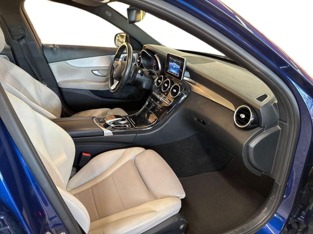 Mercedes-Benz C 2016 Sininen