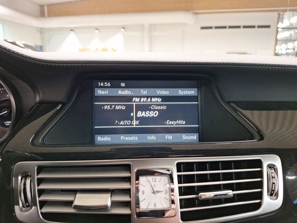 Mercedes-Benz CLS 2011 Hopea