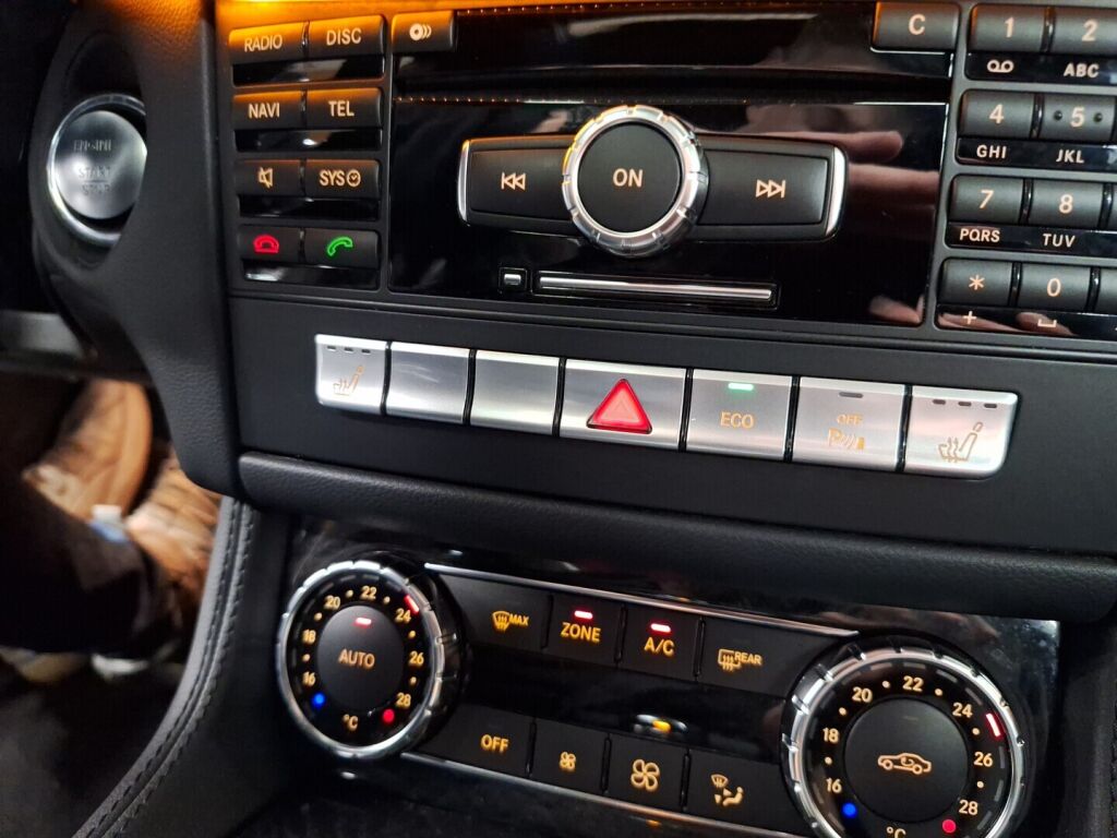 Mercedes-Benz CLS 2011 Hopea