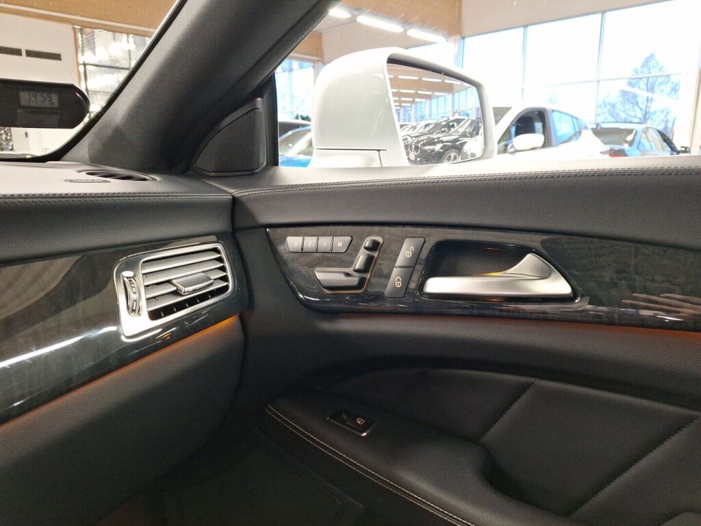 Mercedes-Benz CLS 2011 Hopea