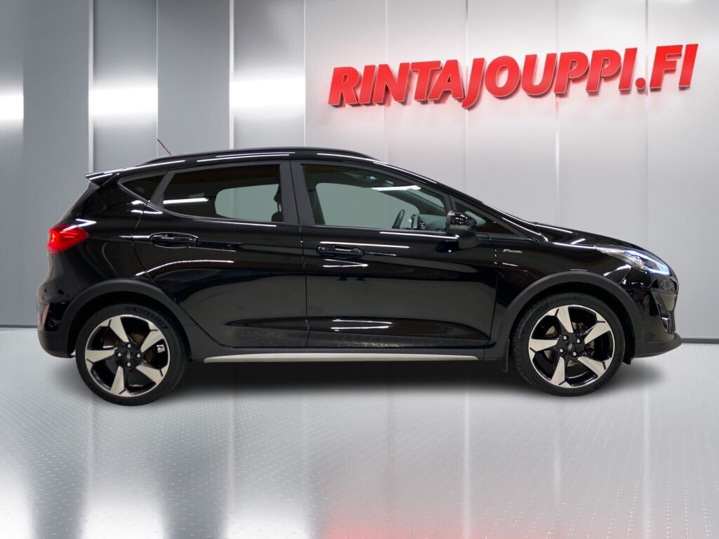 Ford Fiesta 2020 Musta