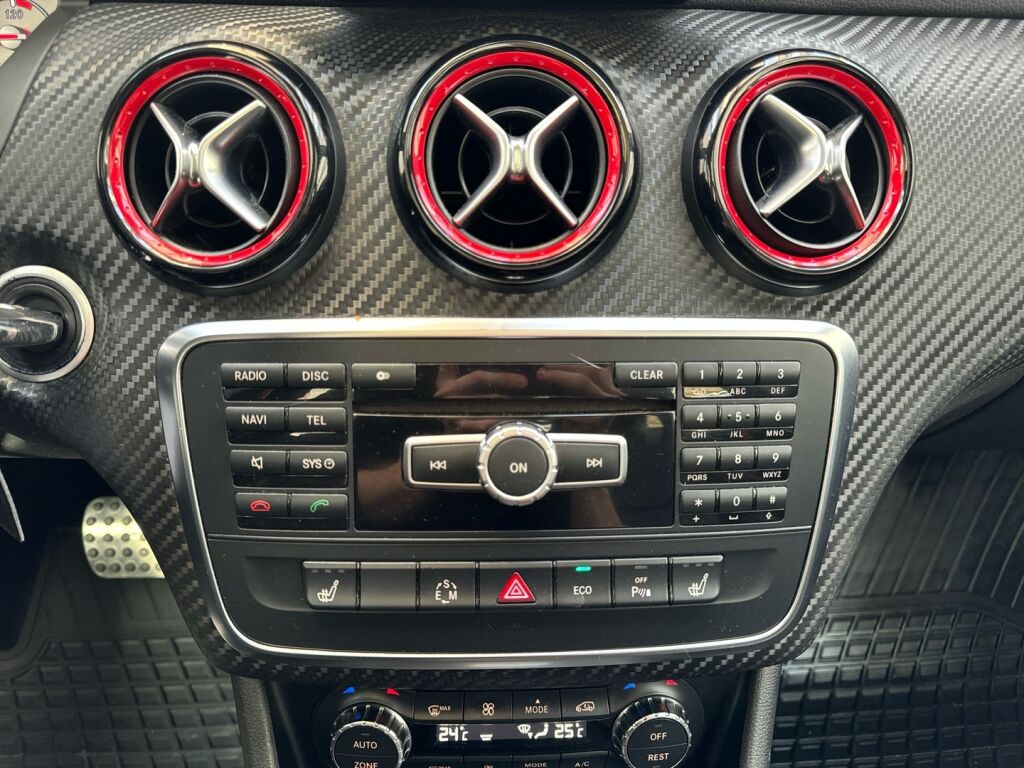 Mercedes-Benz A 2013 Musta