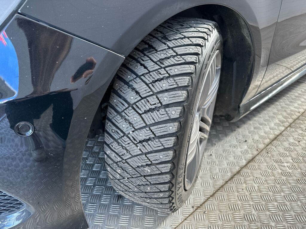 Mercedes-Benz A 2013 Musta