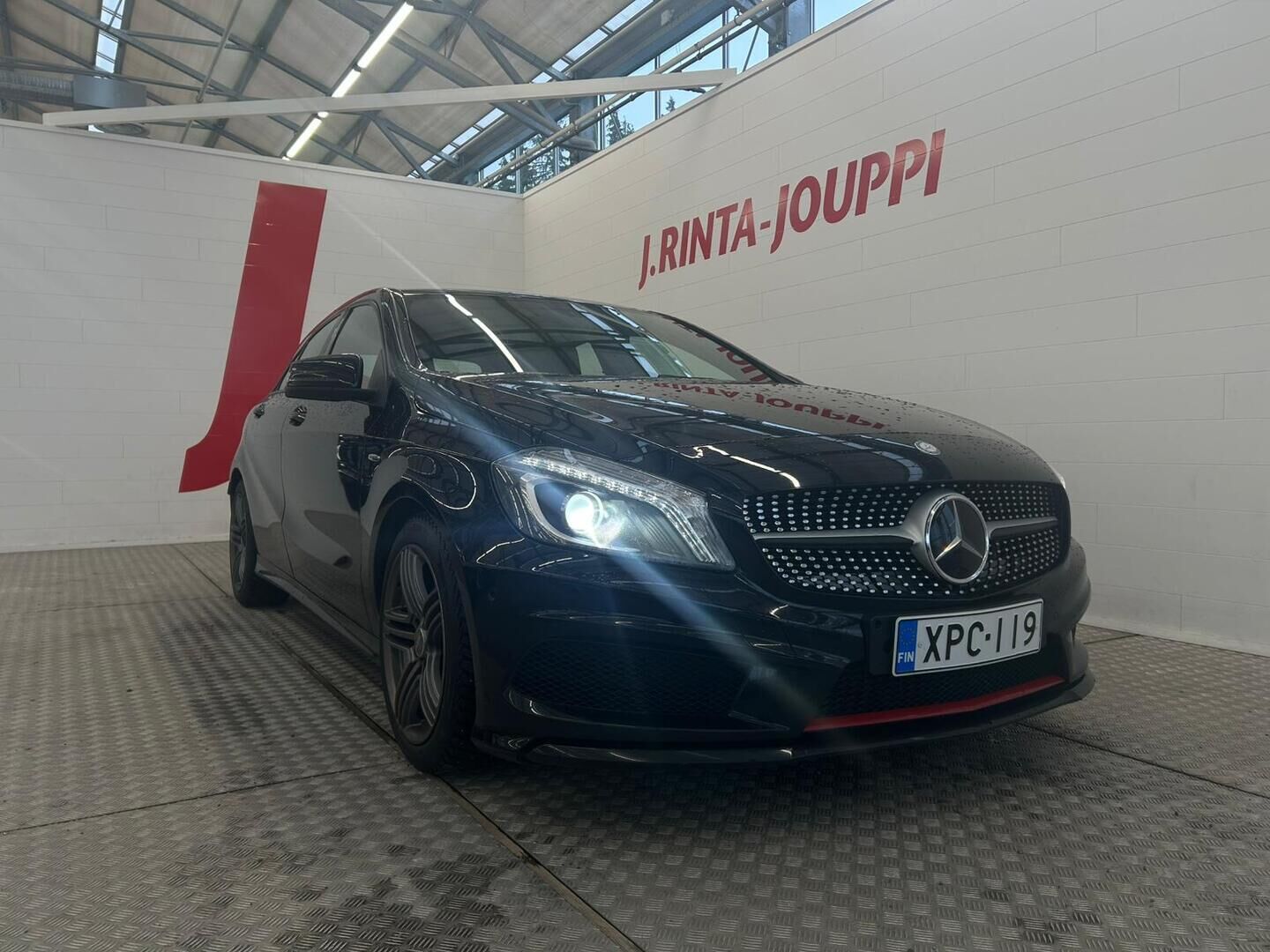 Mercedes-Benz A