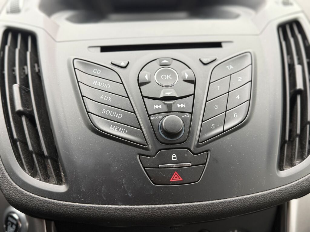 Ford Kuga 2016 Valkoinen