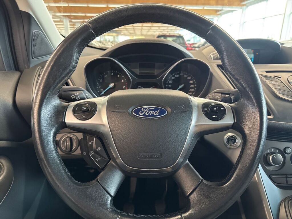 Ford Kuga 2016 Valkoinen