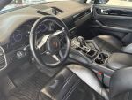 Porsche Cayenne 2020 Musta