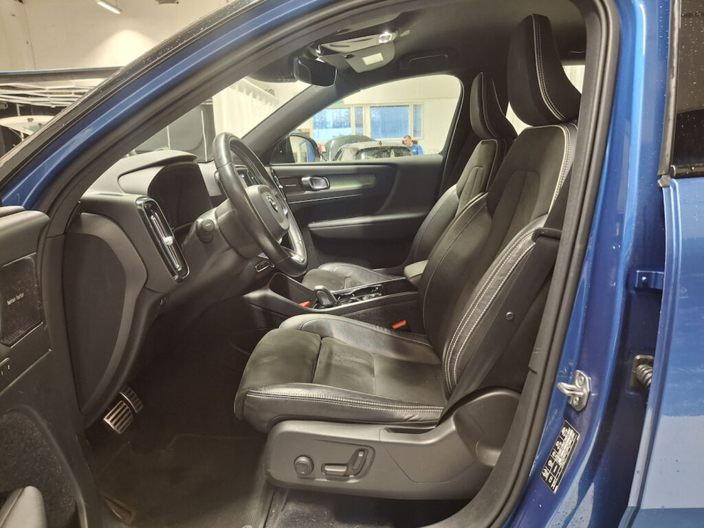 Volvo XC40 2020 Sininen