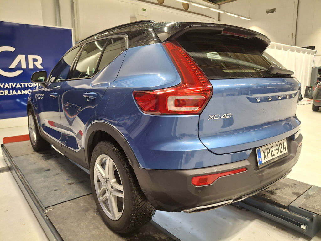 Volvo XC40 2020 Sininen