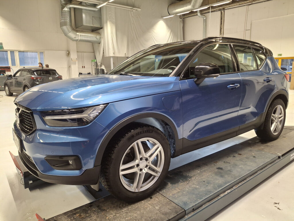 Volvo XC40 2020 Sininen