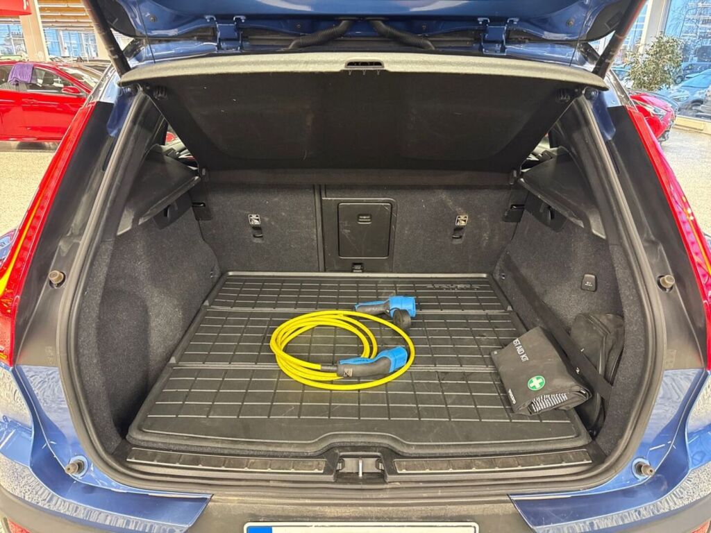 Volvo XC40 2020 Sininen