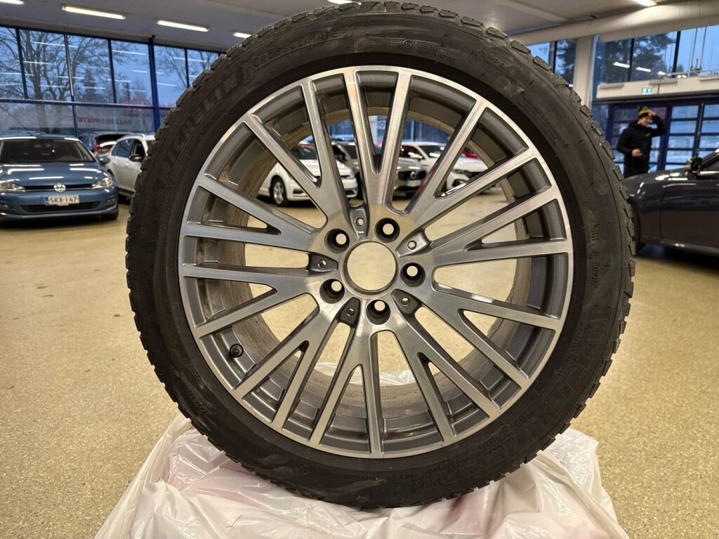 Mercedes-Benz CLA 2020 Musta