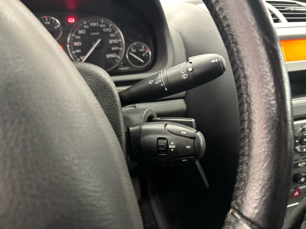 Peugeot 407 2005 Harmaa