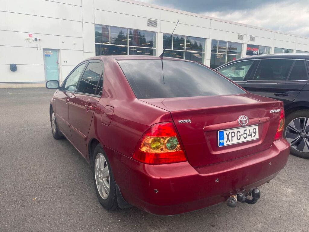 Toyota Corolla 2005 Punainen