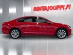 Volkswagen Passat 2020 Punainen
