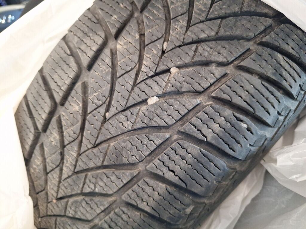 Hyundai KONA 2020 Harmaa