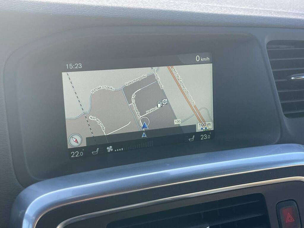 Volvo V60 2015 Valkoinen