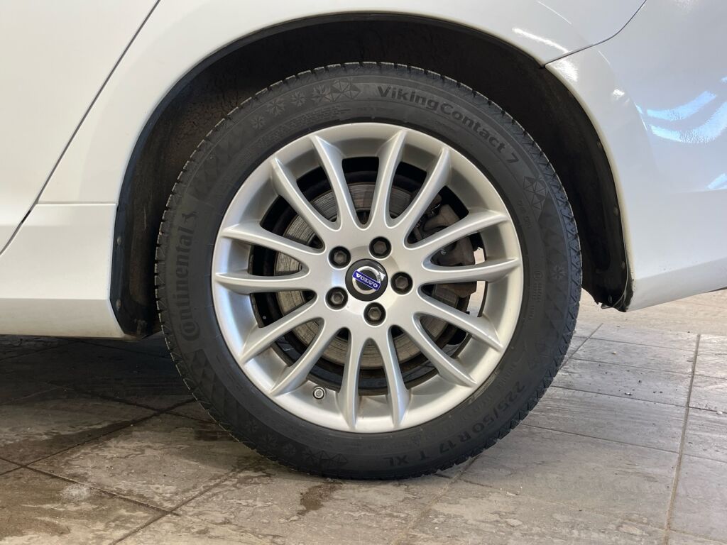 Volvo V60 2015 Valkoinen