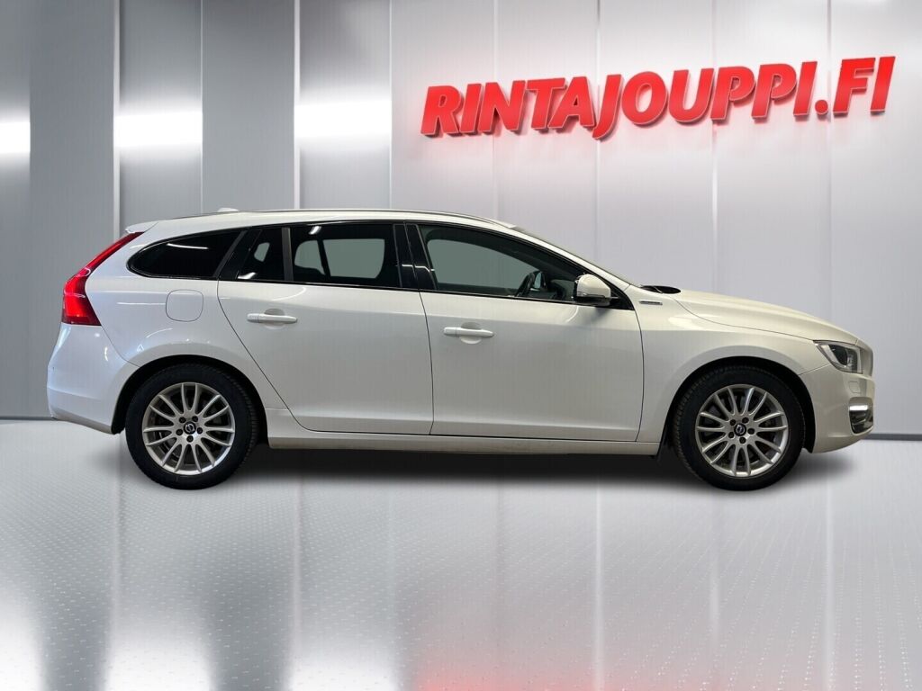Volvo V60 2015 Valkoinen