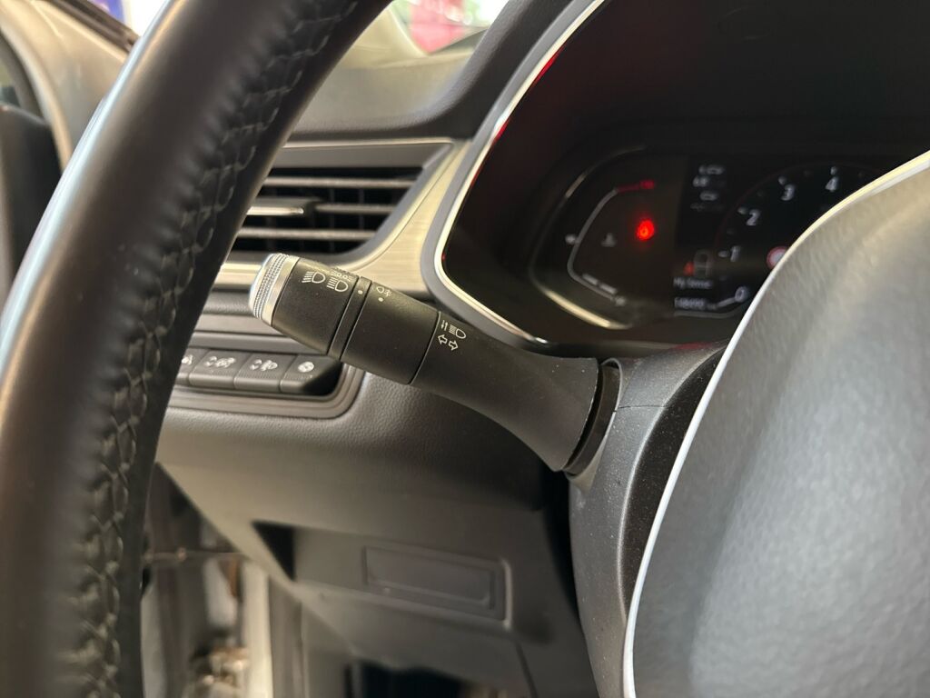 Renault Captur 2021 Harmaa