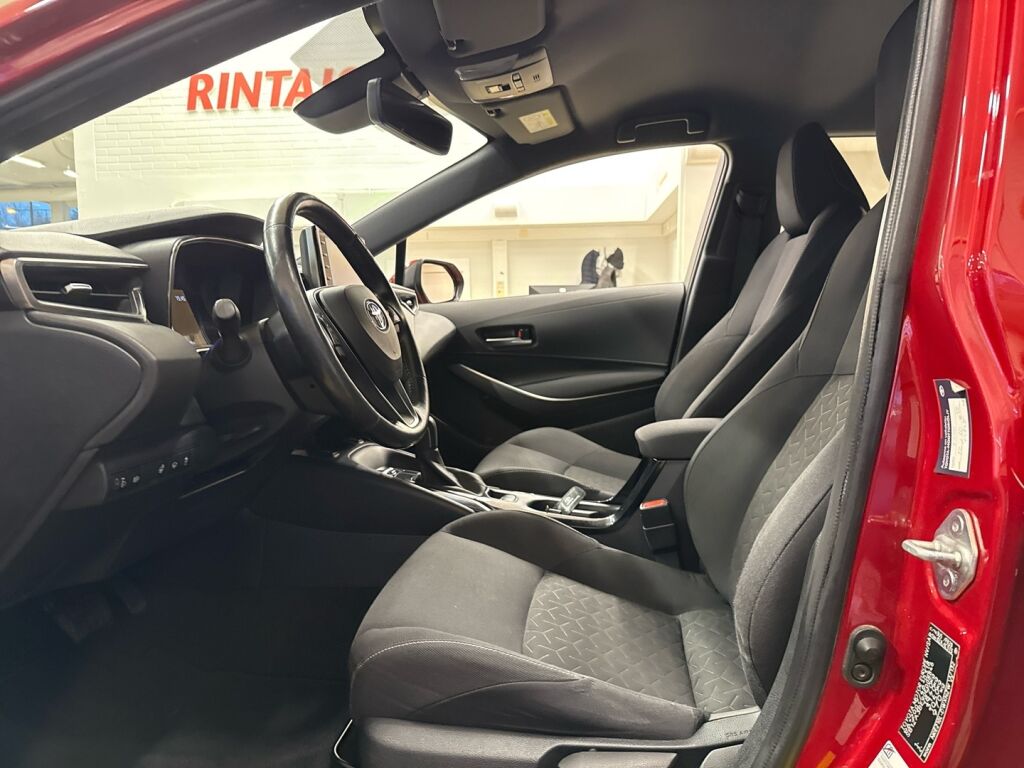 Toyota Corolla 2020 Punainen
