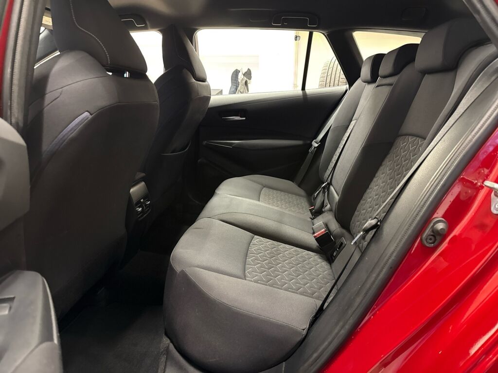 Toyota Corolla 2020 Punainen