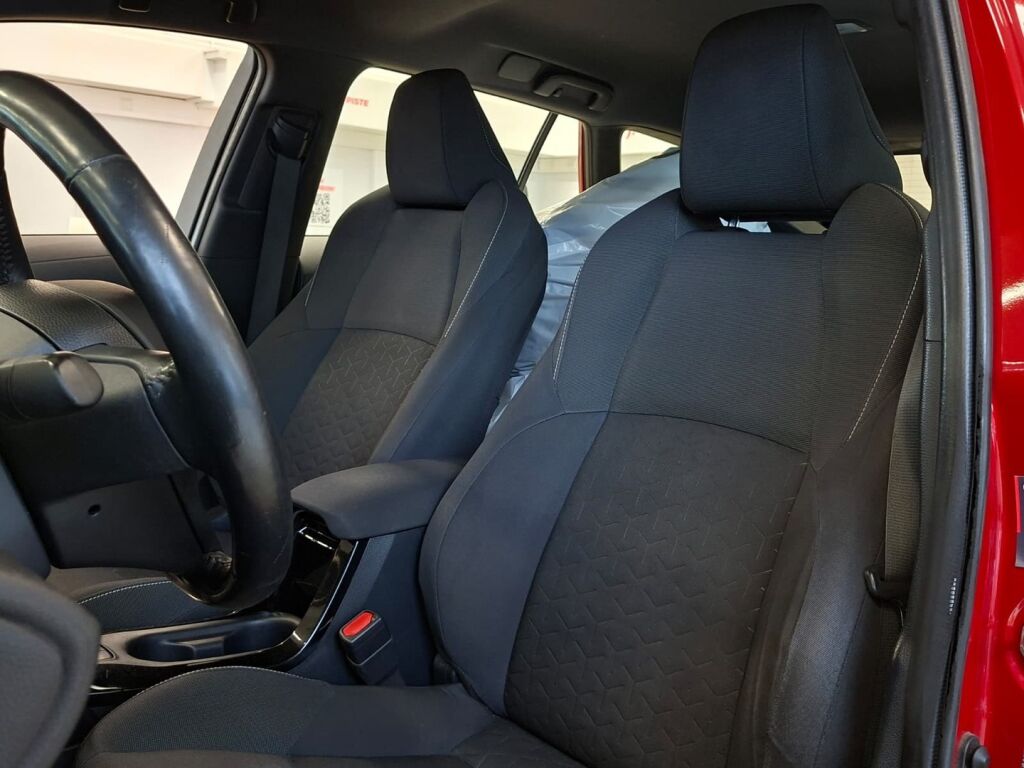 Toyota Corolla 2020 Punainen