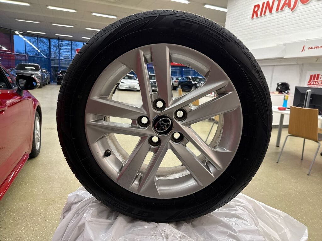 Toyota Corolla 2020 Punainen