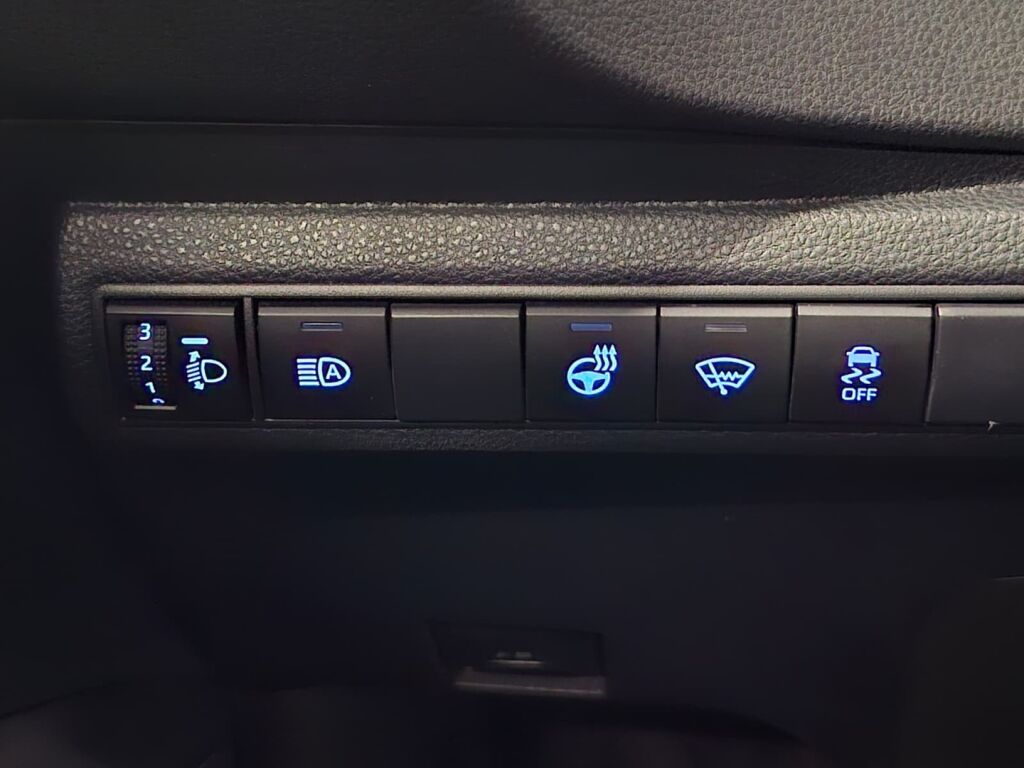 Toyota Corolla 2020 Punainen