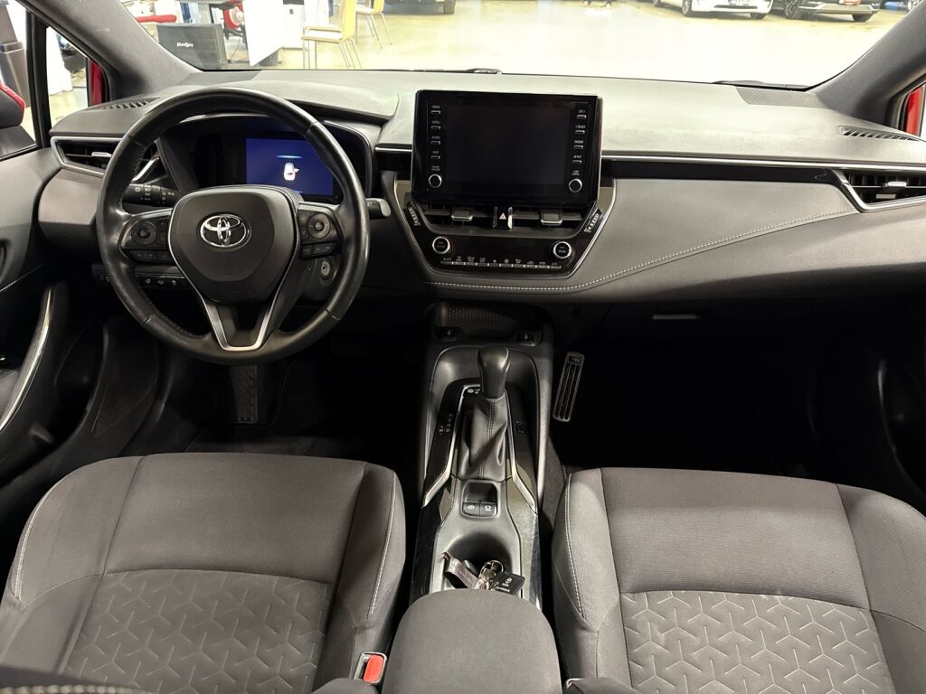 Toyota Corolla 2020 Punainen