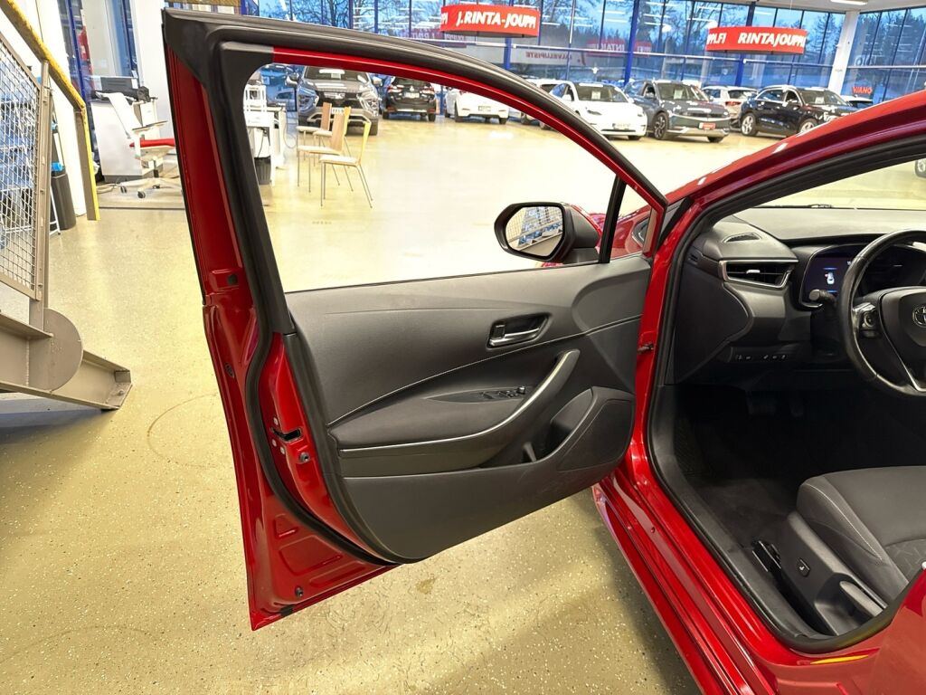 Toyota Corolla 2020 Punainen