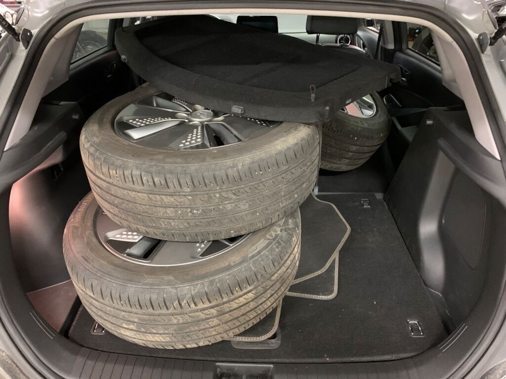 Hyundai KONA 2020 Harmaa