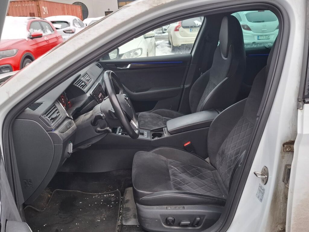 Skoda Superb 2020 Valkoinen