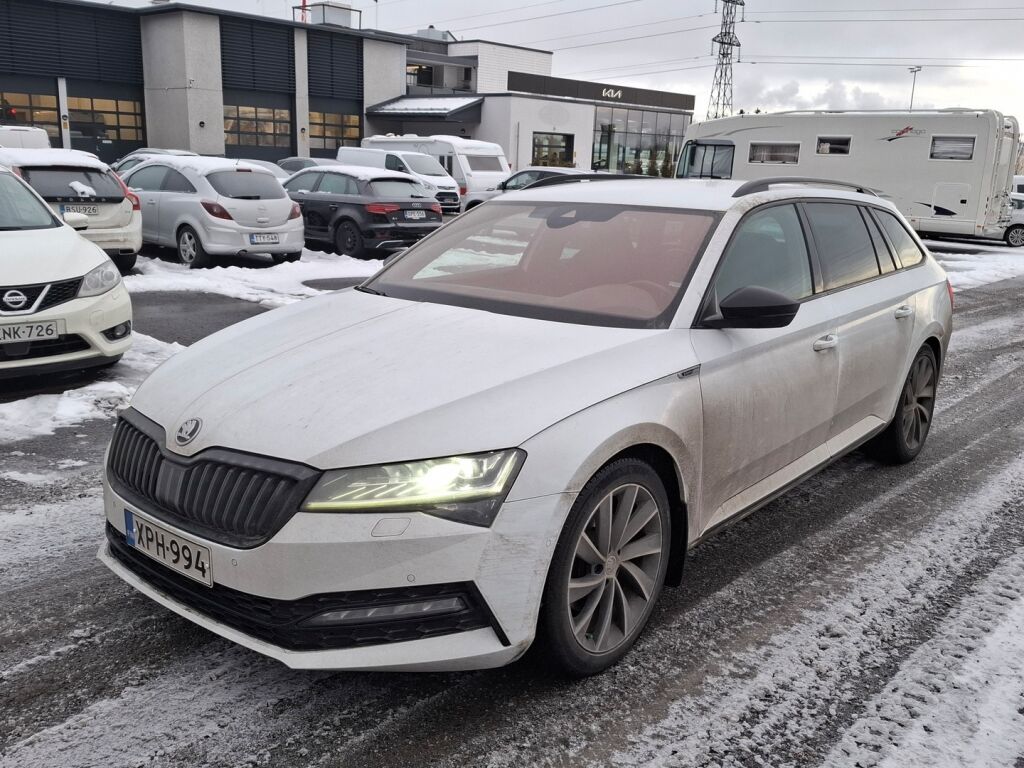 Skoda Superb 2020 Valkoinen