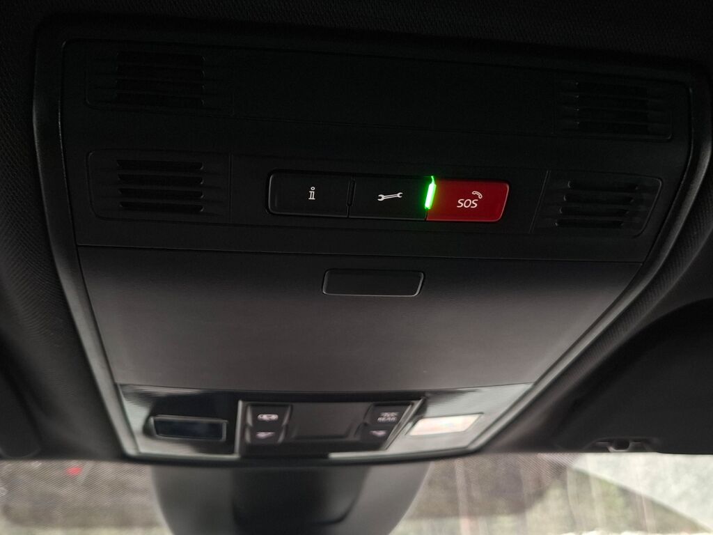 Skoda Superb 2020 Valkoinen